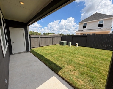 3507 Goldfinch Woods Drive - Photo Thumbnail 29