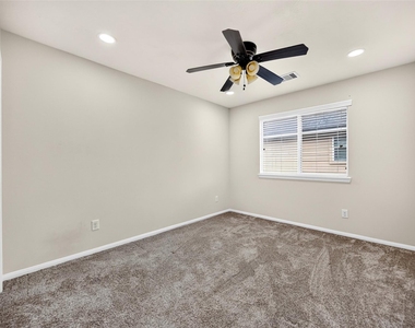 8806 Willow Wind Lane - Photo Thumbnail 44