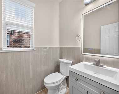 8806 Willow Wind Lane - Photo Thumbnail 34