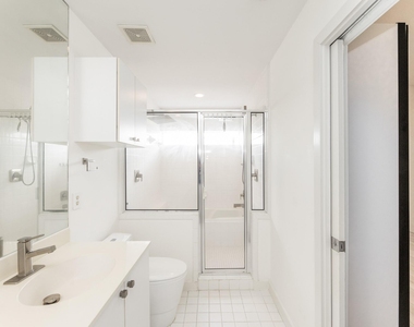 2714 Chenevert Street - Photo Thumbnail 32