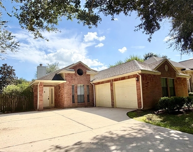 4615 Leicester Way - Photo Thumbnail 3