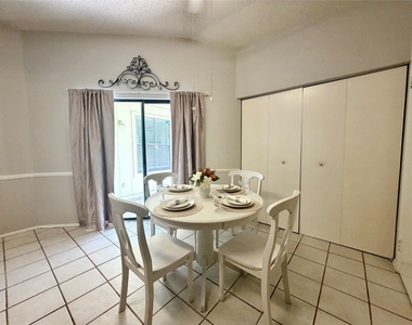 4615 Leicester Way - Photo Thumbnail 9