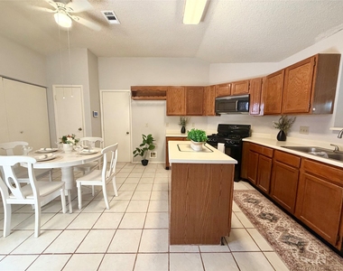4615 Leicester Way - Photo Thumbnail 7
