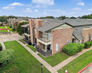 18800 Egret Bay Boulevard - Photo Thumbnail 1