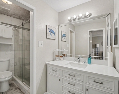 18800 Egret Bay Boulevard - Photo Thumbnail 17