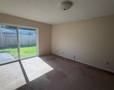 2535 Coopers Post Lane - Photo Thumbnail 10