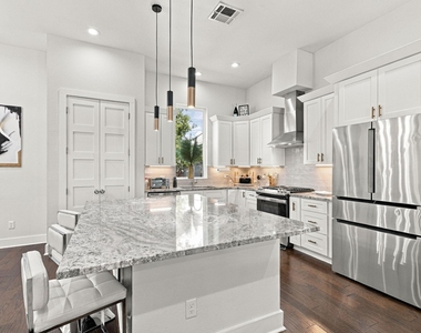 2312 Campbell Road - Photo Thumbnail 11