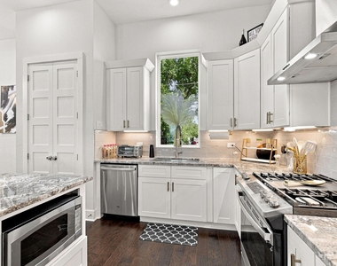2312 Campbell Road - Photo Thumbnail 13