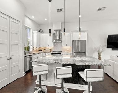 2312 Campbell Road - Photo Thumbnail 9