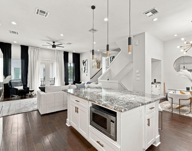 2312 Campbell Road - Photo Thumbnail 14