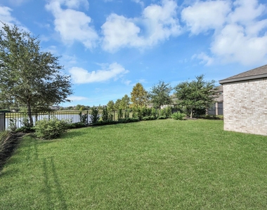 1423 Hackberry Heights Drive - Photo Thumbnail 35
