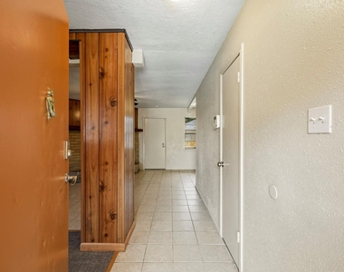 5315 Ridgestone Street - Photo Thumbnail 2