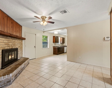 5315 Ridgestone Street - Photo Thumbnail 6