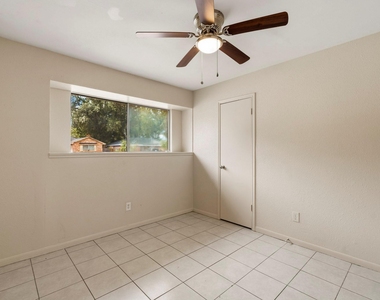 5315 Ridgestone Street - Photo Thumbnail 14