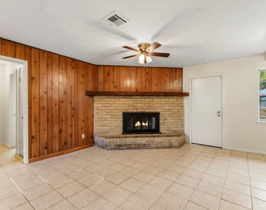5315 Ridgestone Street - Photo Thumbnail 4