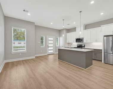 431 Elm View Road - Photo Thumbnail 5