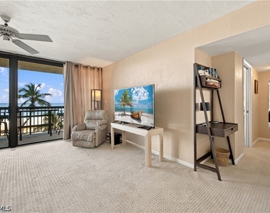 26300 Hickory Boulevard - Photo Thumbnail 11