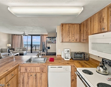 26300 Hickory Boulevard - Photo Thumbnail 4
