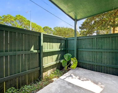 1516 Bay Area Boulevard - Photo Thumbnail 40