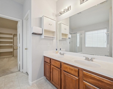 9842 Lynette Falls Drive - Photo Thumbnail 6