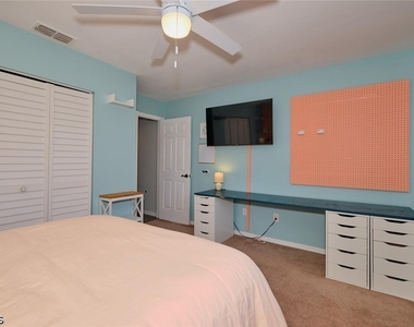 5510 Sw 4th Place - Photo Thumbnail 27