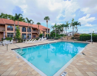 5510 Sw 4th Place - Photo Thumbnail 32