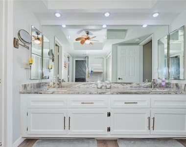 5510 Sw 4th Place - Photo Thumbnail 17