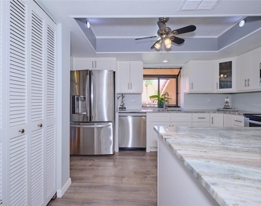 5510 Sw 4th Place - Photo Thumbnail 10