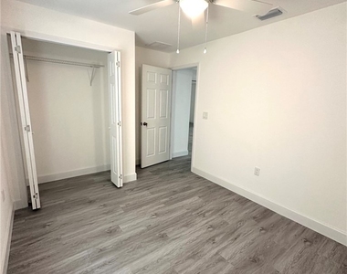 414 Miramar Road - Photo Thumbnail 6