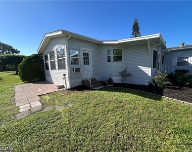 10561 Lake Loop Road - Photo Thumbnail 26