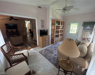 10561 Lake Loop Road - Photo Thumbnail 12