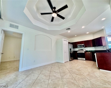 839 Puccini Avenue S - Photo Thumbnail 9