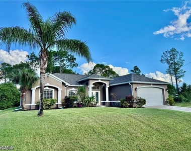 839 Puccini Avenue S - Photo Thumbnail 2
