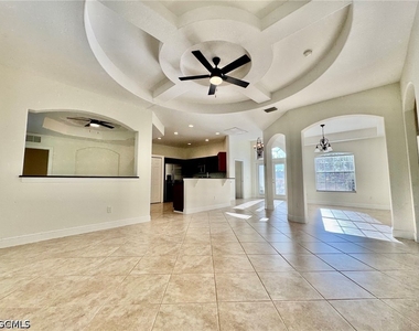 839 Puccini Avenue S - Photo Thumbnail 7