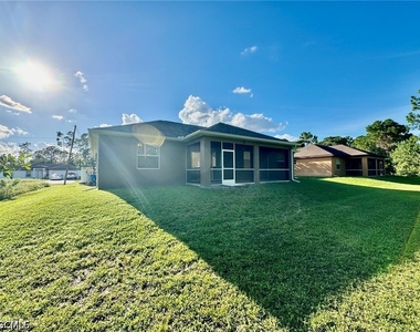 839 Puccini Avenue S - Photo Thumbnail 28
