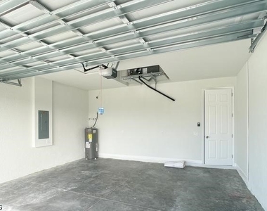 2602 Diplomat Parkway W - Photo Thumbnail 11