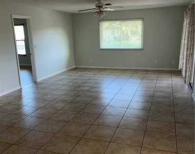 14925 Wise Way - Photo Thumbnail 5