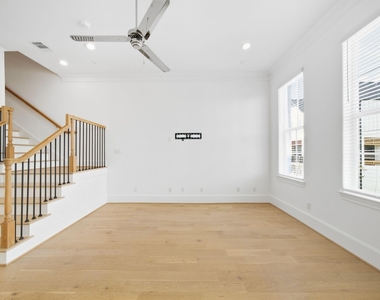 3409 Timbergrove Oaks Street - Photo Thumbnail 8