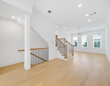 3409 Timbergrove Oaks Street - Photo Thumbnail 7