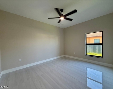 607 Nw 8th Terrace - Photo Thumbnail 9