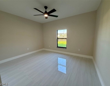 607 Nw 8th Terrace - Photo Thumbnail 12