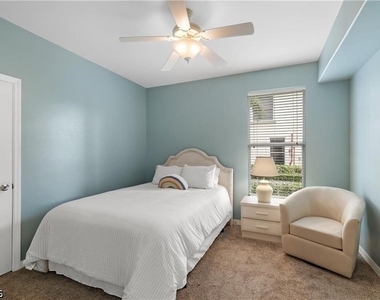 11631 Marino Court - Photo Thumbnail 20