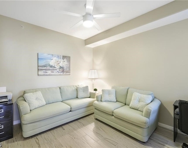 11631 Marino Court - Photo Thumbnail 15