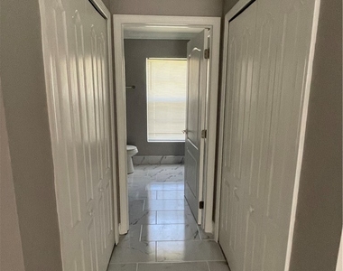 4133 Andalusia Boulevard - Photo Thumbnail 10