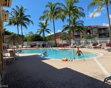 11400 Ocean Walk Lane - Photo Thumbnail 17