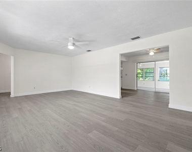 5734 Sw 1st Court - Photo Thumbnail 4