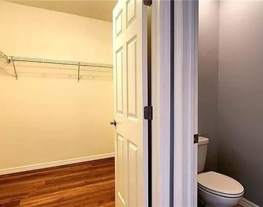 2625 Manzilla Lane - Photo Thumbnail 15
