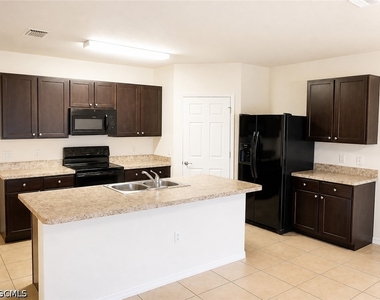 2625 Manzilla Lane - Photo Thumbnail 1
