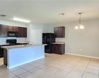 2625 Manzilla Lane - Photo Thumbnail 5