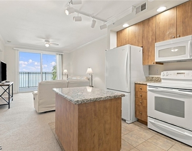 2825 Palm Beach Boulevard - Photo Thumbnail 4